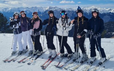 Schrenzerschüler lernen im Ötztal das Skifahren
