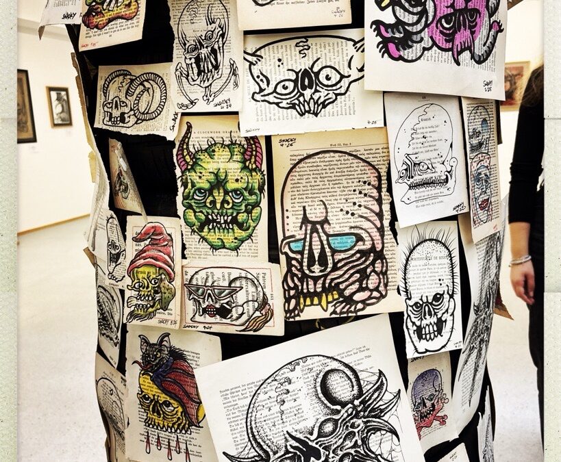 Klasse 9 besucht Ausstellung „Signs of the Times“